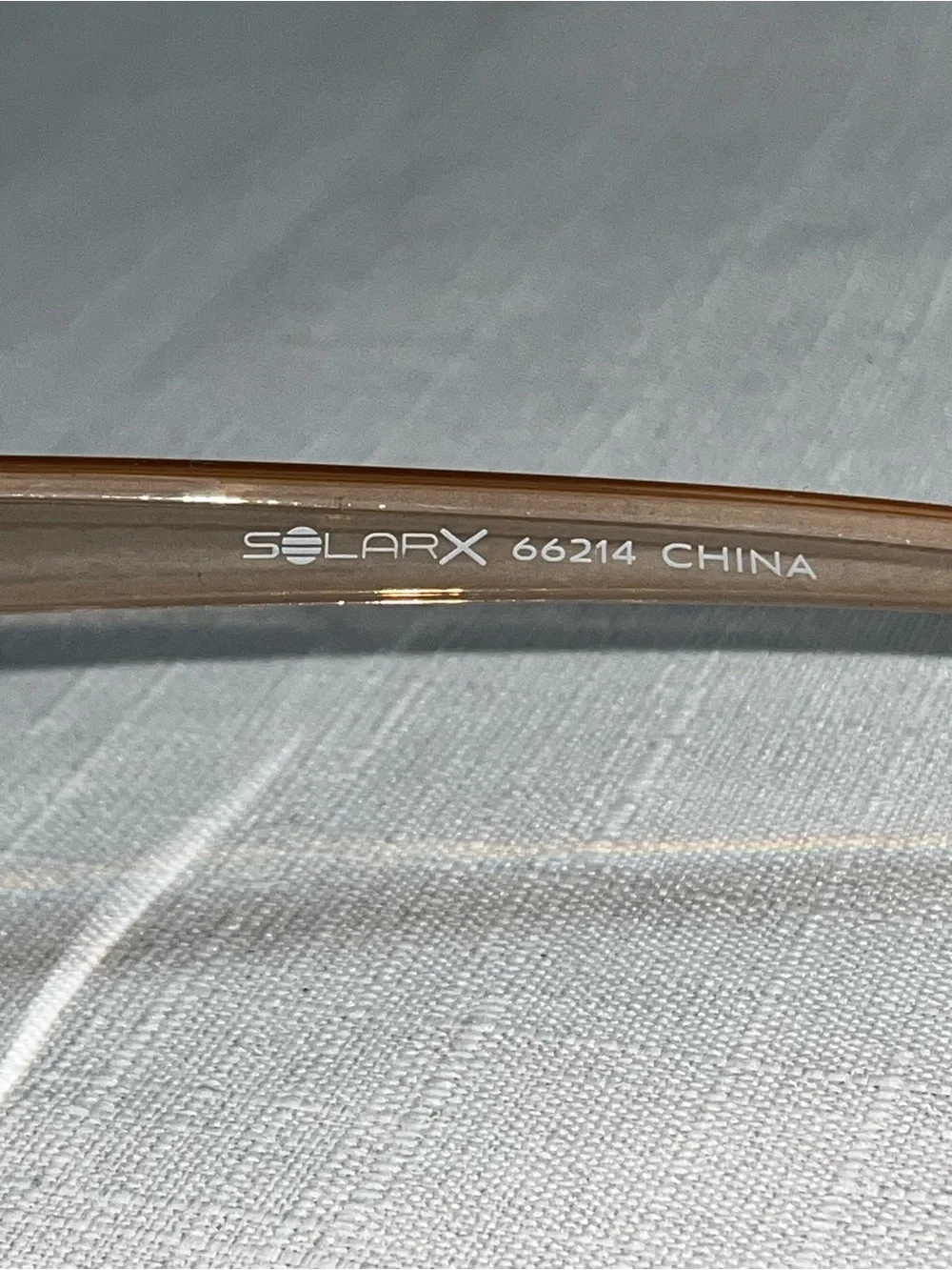 SolarX Cat Eye Sunglasses Nude Translucent Ombré’ UV400 lens + Case